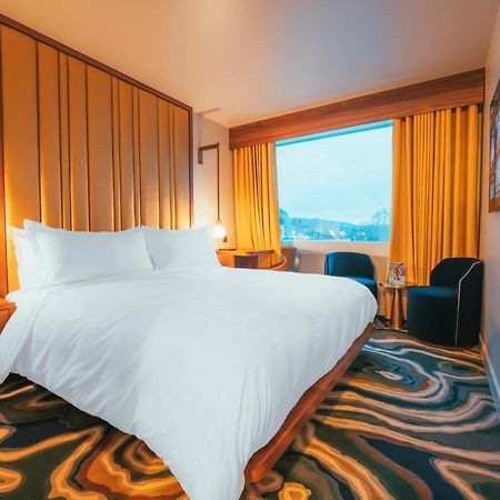 Superior East Wing Rooms By Five Цюрих Экстерьер фото
